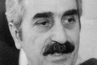 محمود پاینده لنگرودی